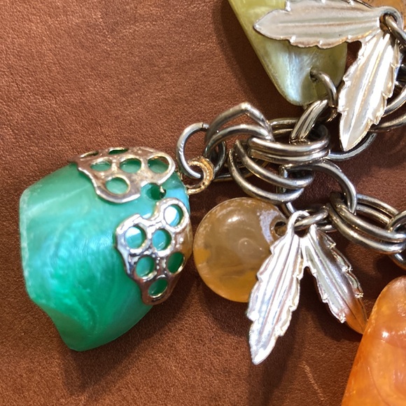 Lucite orange, green, yellow vintage Dangling Bracelet - Picture 2 of 3